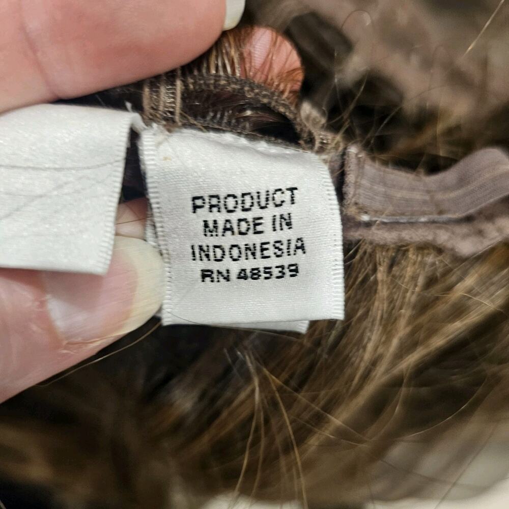 Raquel Welch Wig Brunette with Highlights Front Lace Tru2Life - Picture 7 of 14